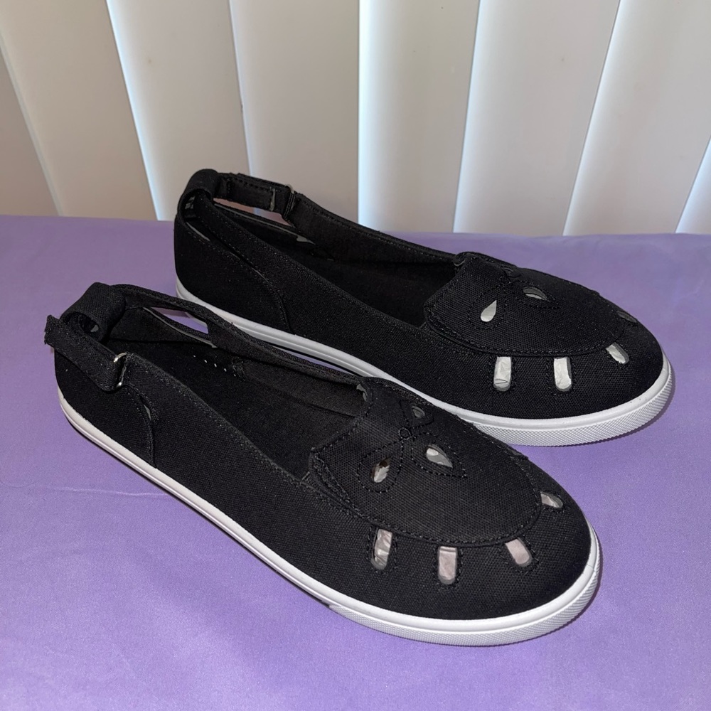 Black comfy women shoe